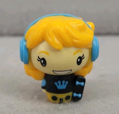 Kinder Joy Funko Pop Streetstyle Becky Skater Selten