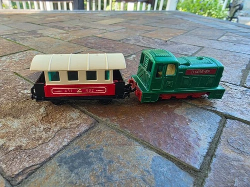 Vintage Matchbox 1978 "Passenger Coach Train and Car
