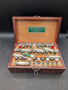 Vintage MACHINIST Set of Van Keuren And Other Measuring Wire Thread Set in Case