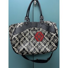 Petunia Pickle Bottom Diaper Over Night Baby Bag Black White Red Travel Luggage