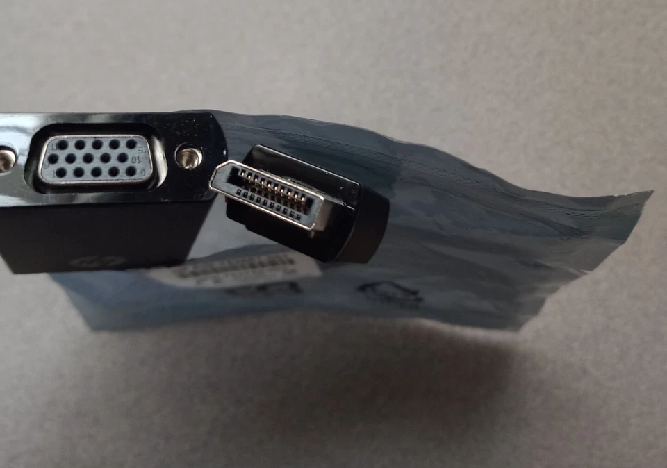 *High Quality* - HP - VGA to Display Port Cable Adapter - Black - HP 752661-001 - Image 4 of 4