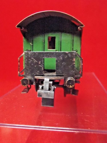 TRIX MODELL EXPRESS VOITURE VOYAGEUR EN TOLE VERT 20114 HO OCCASION - Imagen 5 de 6
