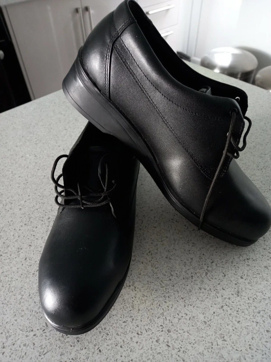Ladies black work deals shoes size 6