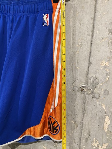 Adidas New York Knicks NBA Embroidered Mesh Basketball Shorts Mens S - Picture 9 of 9