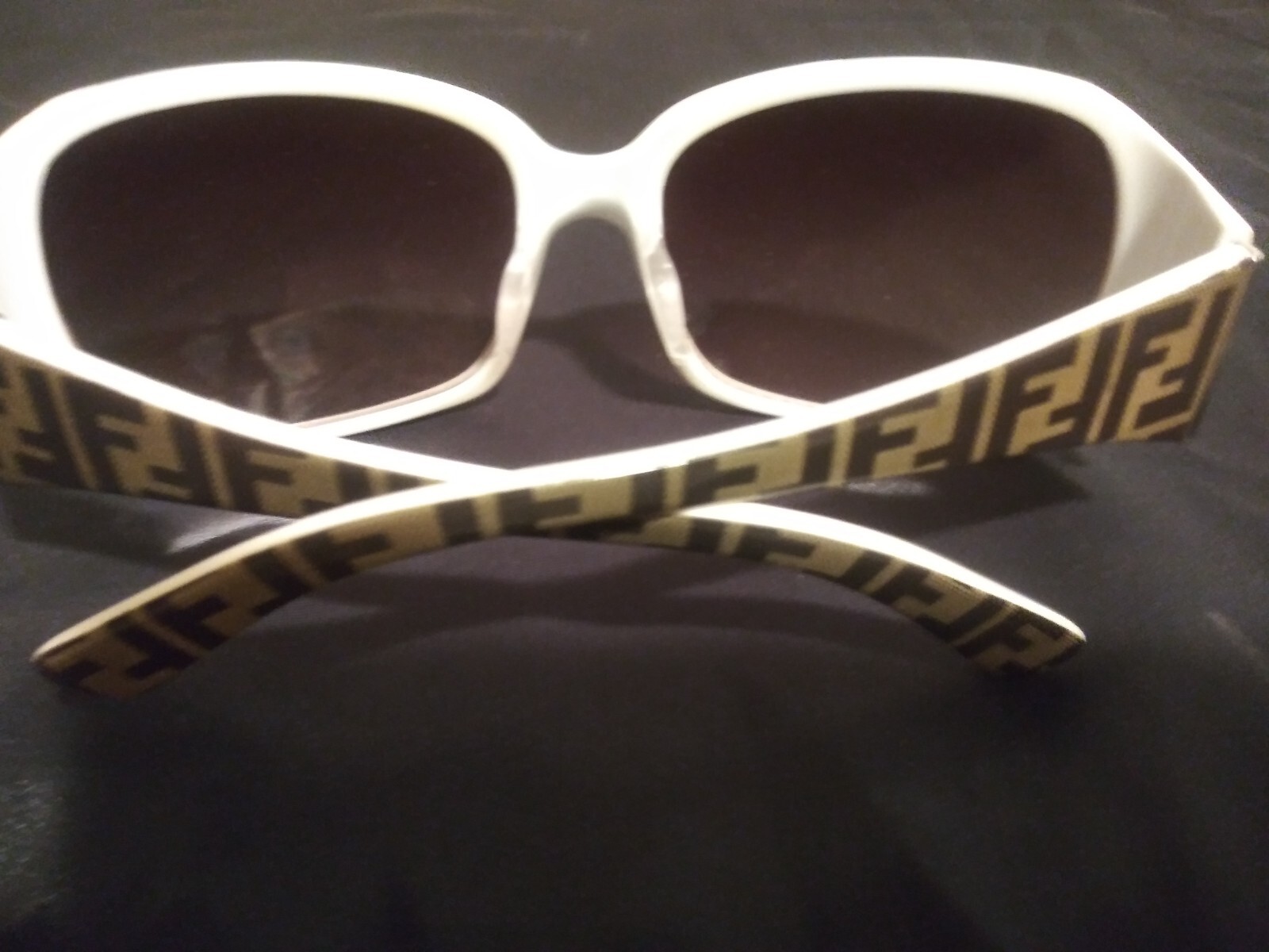 FENDI-FF WHITE RETANGULAR SUNGLASSES-FS461110-130) - image 14