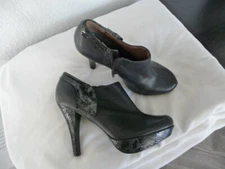 Poetic License Encore Platform Boots Booties