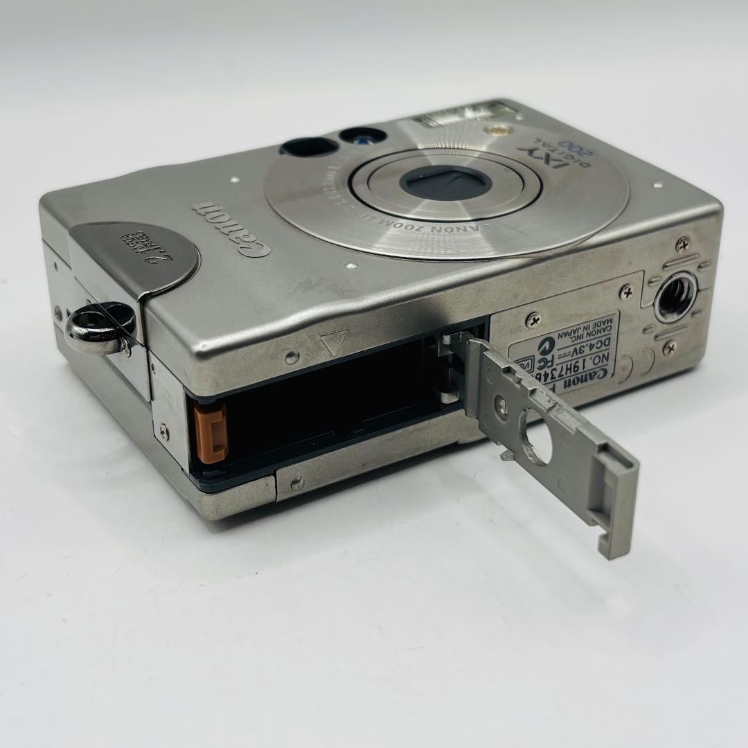 Canon IXY DIGITAL 200 PC1012 Compact Digital Camera Tested
