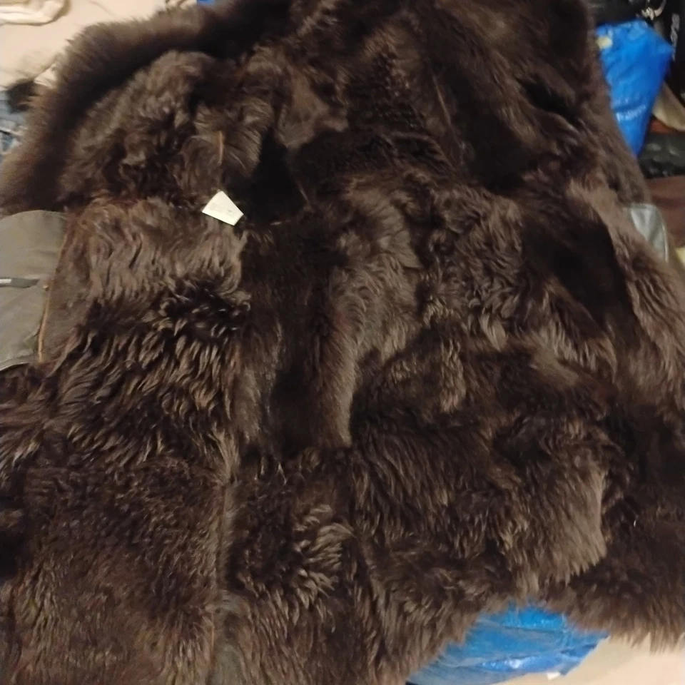 Vintage Hugo Boss Faux FUR Overcoat Women's Size 10 Leather Y2K Rare - Image 3 of 4