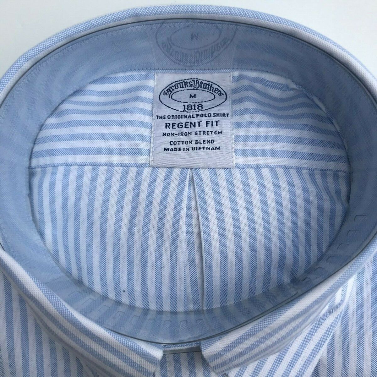 NWT Brooks Brothers Mens Non-Iron Oxford Stretch Regent Fit NWT Brooks Brothers Mens Non-Iron Oxford Stretch Regent Fit