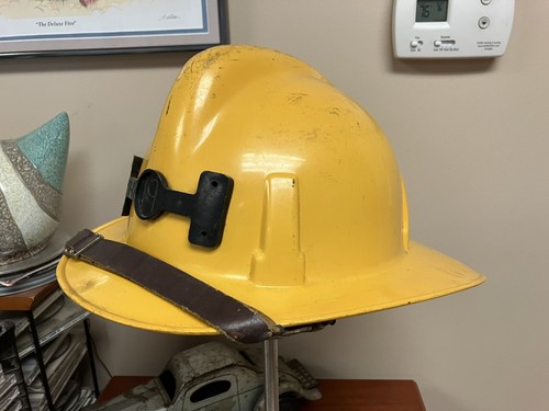 Vintage MSA TOPGARD Fireman’s Safety Helmet Yellow - Picture 3 of 11
