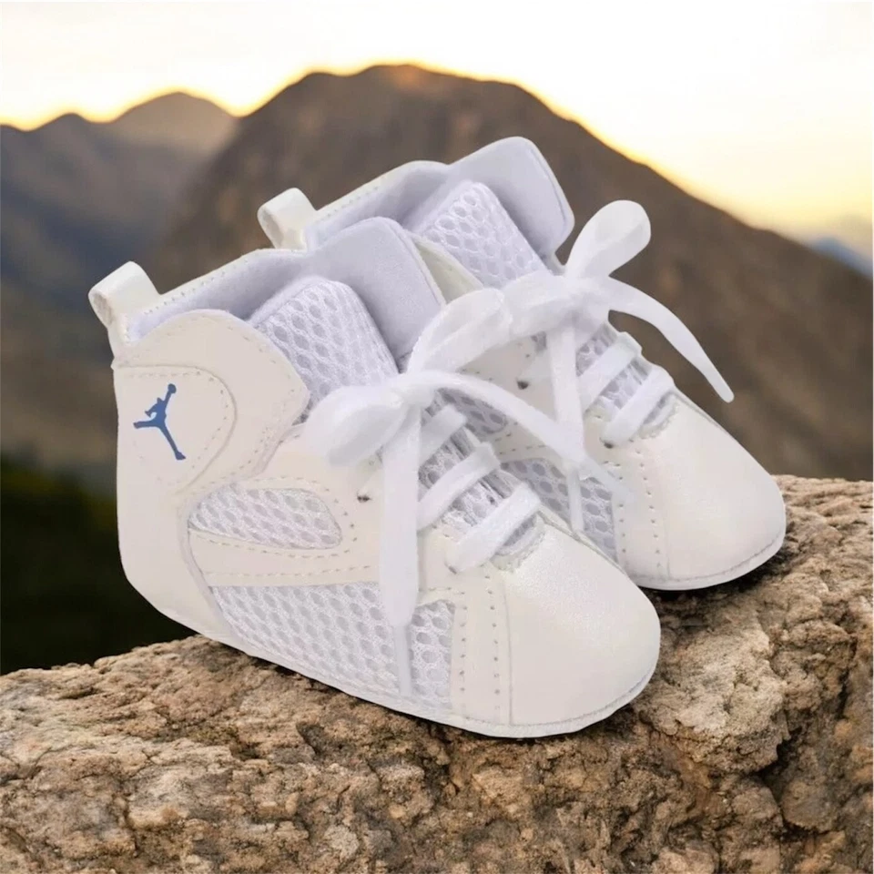 Baby Infant newborn Classic Canvas Baby Shoes Boy Girl Soft Sole size 0-18 month - Image 3 of 4