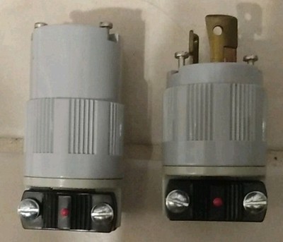 NEW ARROW HART COOPER  LOCKING CONNECTOR 10A AMP 250V VOLT TWIST LOCK PAIR M & F