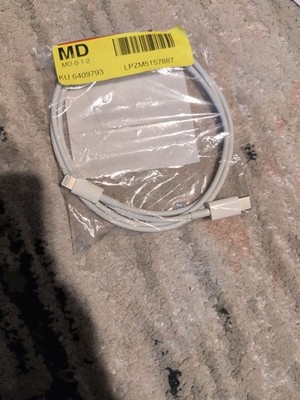 Apple 1 m USB Cable - MUQ93AM/A