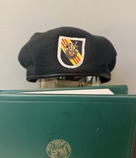 Vietnam War Special Forces - Green Beret with Dragon Liner & Insignia + DD214
