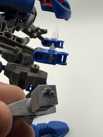 Lego Bionicle Rahkshi Guurahk 8590  With Canister No Instructions