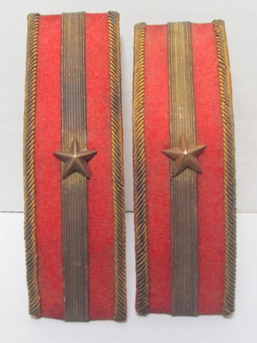 WW2 JAPANESE ARMY OFFICER SHOULDER BOARDS WWII Epaulette rank patch LT CAP BADGE