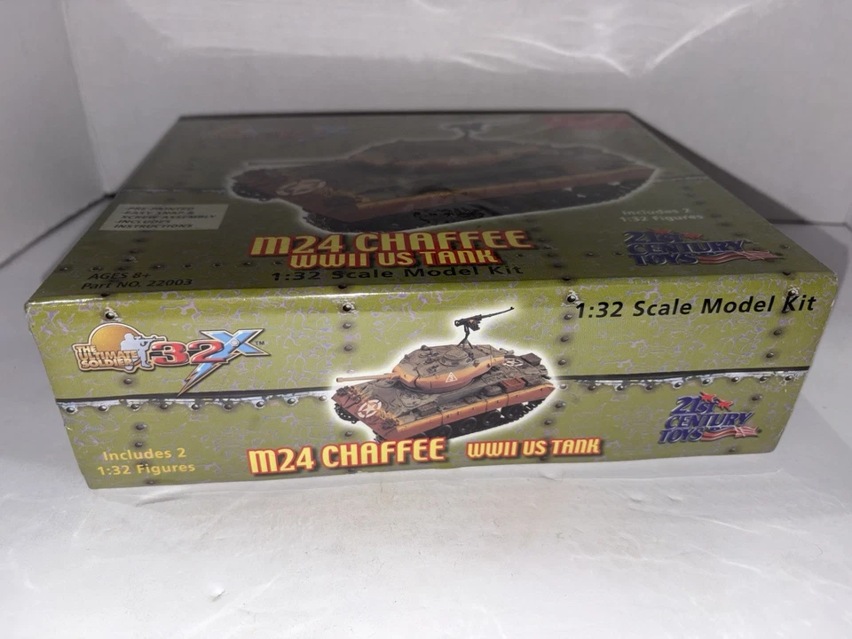 2005 21st Century Toys The Ultimate Soldier 1:32 M24 Chaffee WWII U.S. Tank "NOS - Image 2 of 4