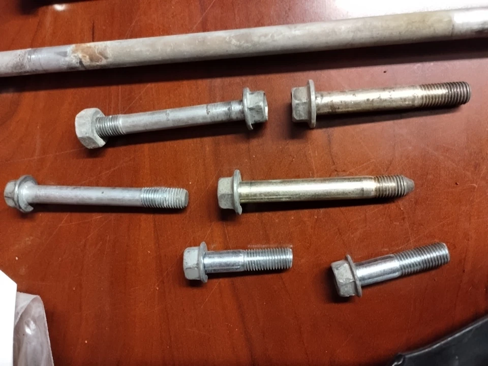 Honda Cx500 78-82 Motor Mount Bolt Set With Brackets - Image 4 of 4