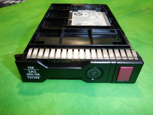 HP 300GB 15K 737298-001 12GB SAS Drive 3.5 inch Tray LFF 737261-B21 @ Y - Afbeelding 2 van 2