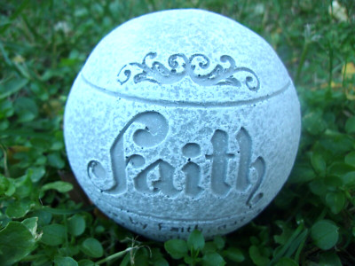 Latex garden ball mold plaster cement concrete mould  4'' x 3.5''