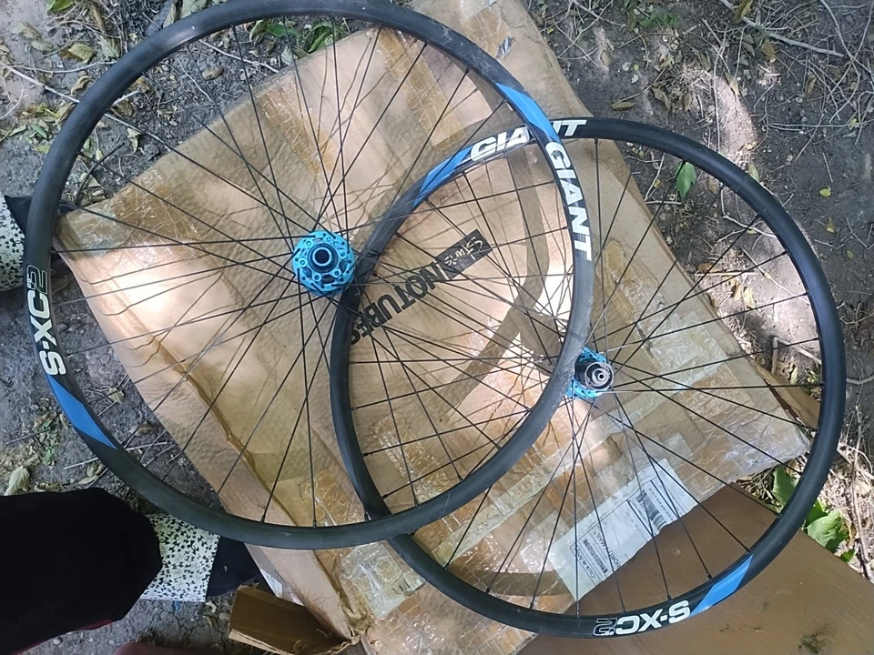 Bicycle Spoke Wheel Set.. S-XC 29er 2 ( GIANT) - Image 4 of 4