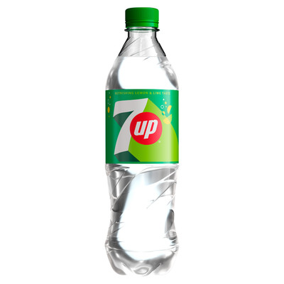 5900497047708 7UP Napój gazowany o smaku cytrynowo-limonkowym 500 ml FRITO LAY