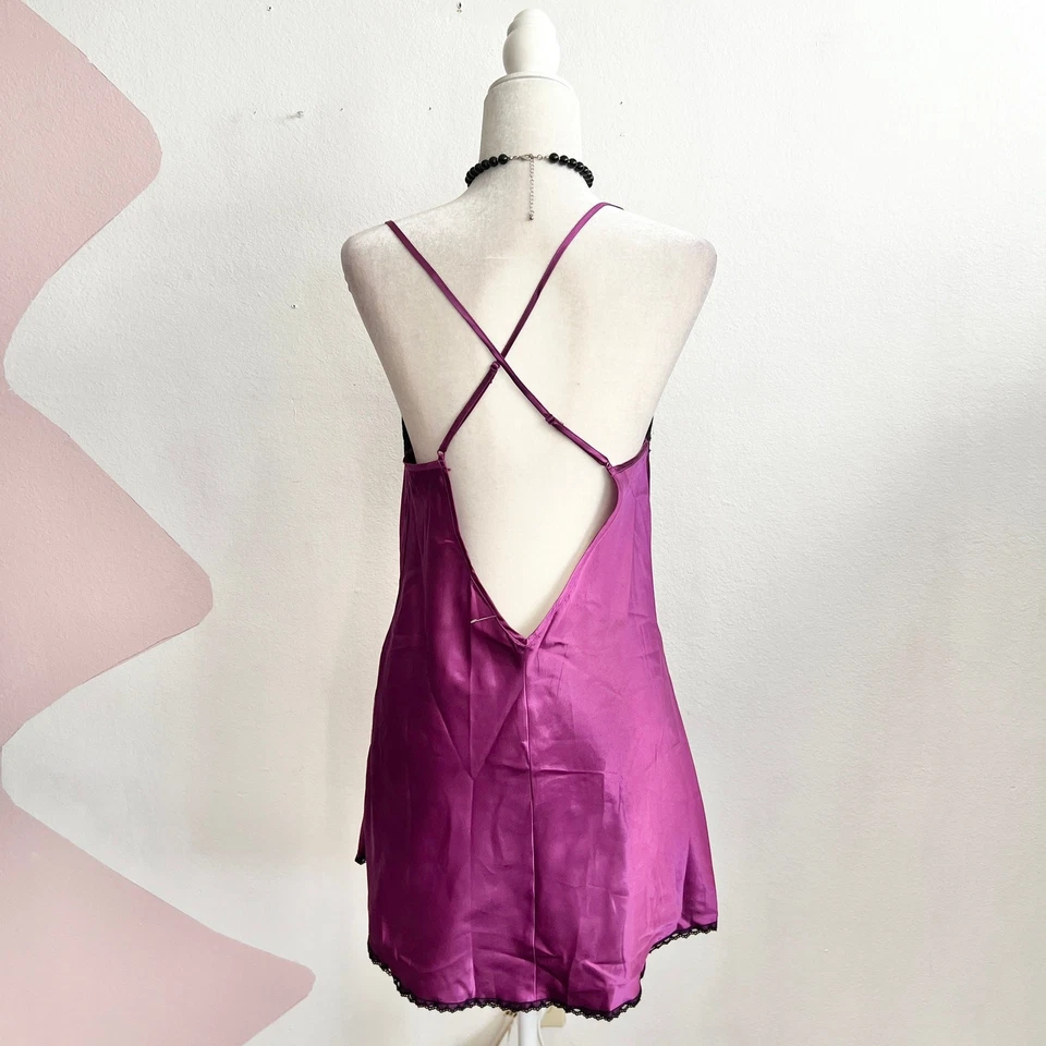 Vestido sin Mangas Vintage Frederick’s of Hollywood Púrpura Encaje Y2K Años 2000 Coqueta Grande Foto 2 de 4