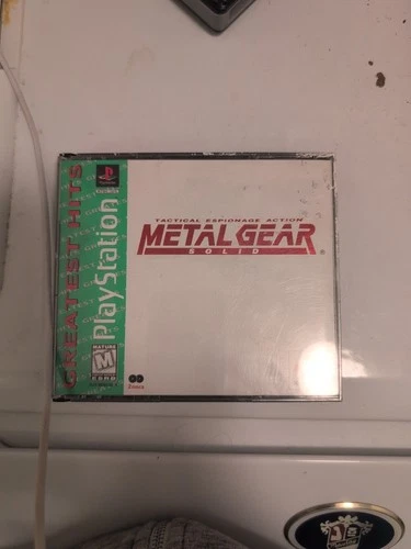 Metal Gear Solid (Sony PlayStation 1, 1998) PS1 CIB Complete TESTED