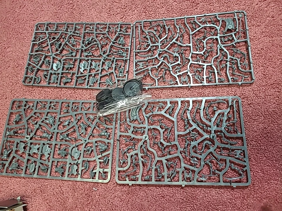 10x Tzaangors - Disciples of Tzeentch - Tzaangor Warhammer Age of Sigmar 40k Nuevo de Lote Antiguo Foto 3 de 4