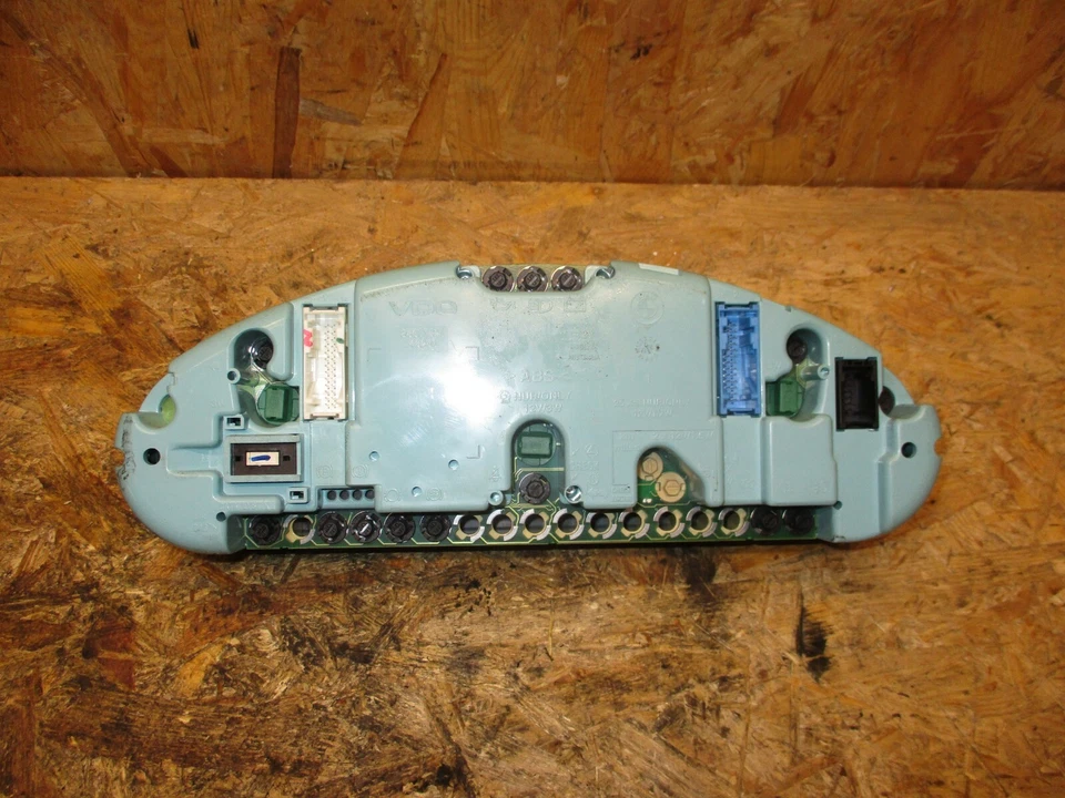 Cuadro de instrumentos velocímetro cabina BMW E36 318ti 8371558 VDO 110008645/036 Foto 4 de 4