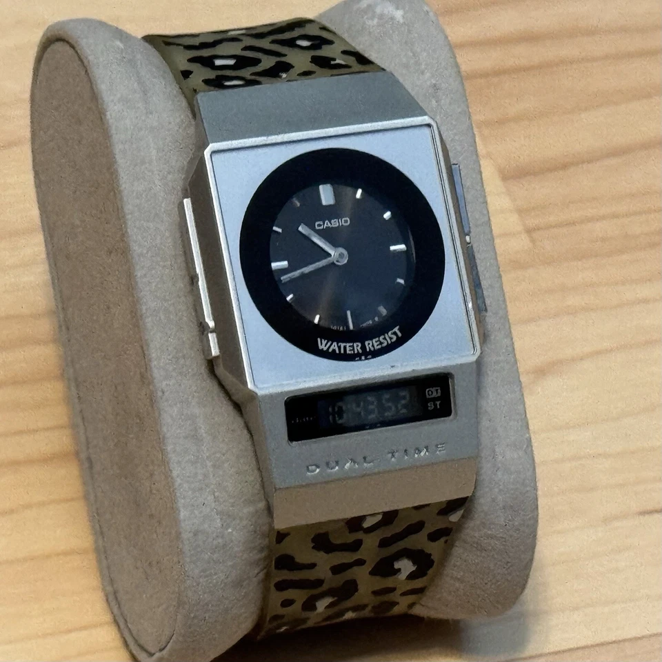 Casio FS-01 Dual Time Film Watch Data Bank Digital Watch 2320 Slim Vintage FS01 - Image 4 of 4