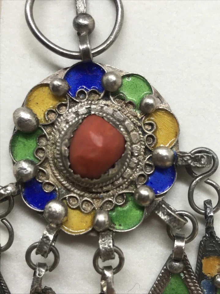 SPILLA  FIBULA ANTICA BERBERA DELLA CABILA  ARGENTO CORALLO  SMALTI ANNI 40 - Immagine 3 di 4