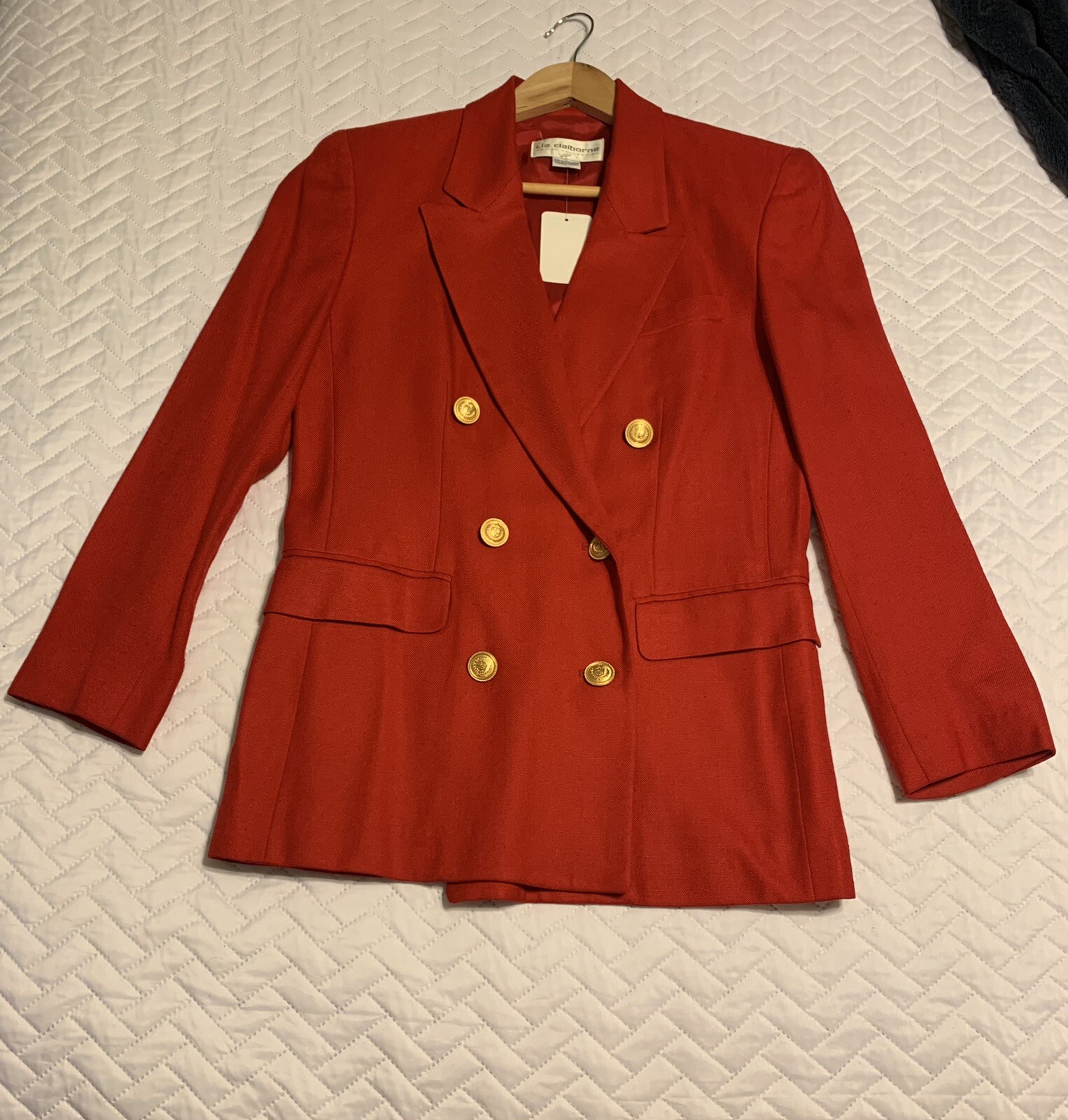 liz claiborne suits petite