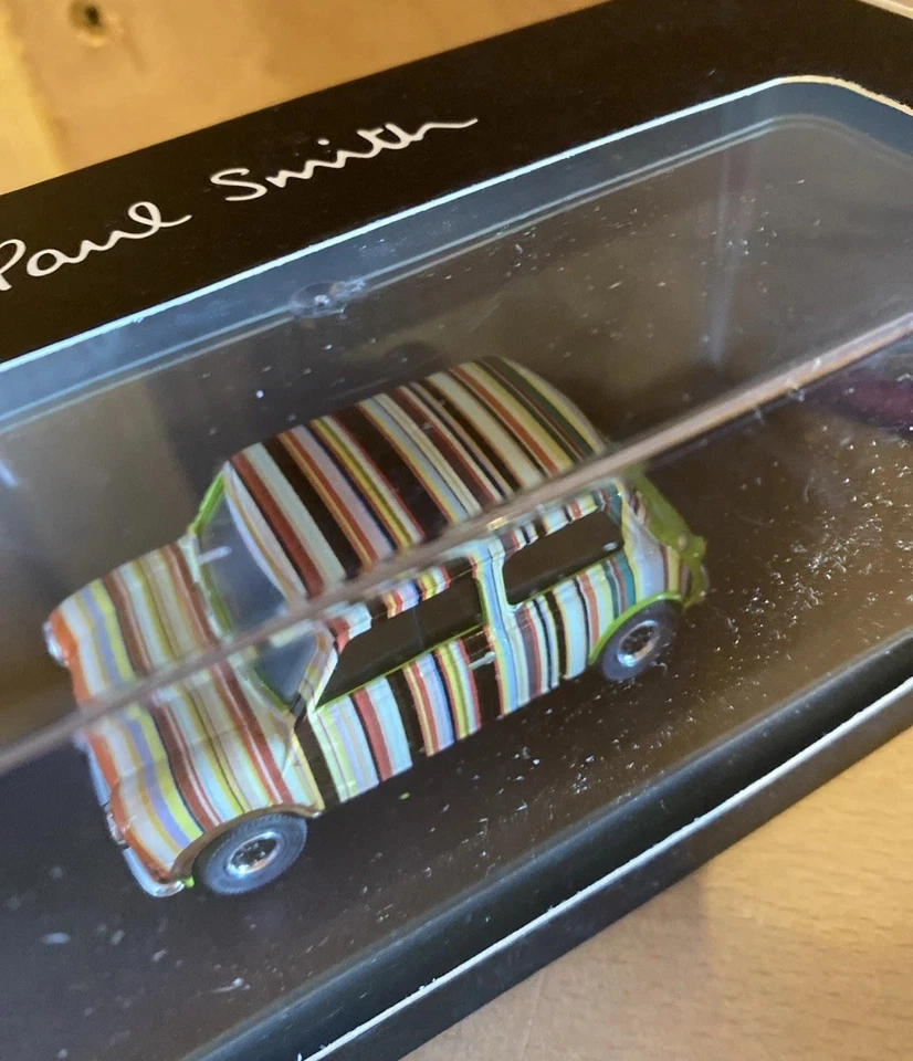 Hornby Hobbies Die Cast Paul Smith Signature Stripe Mini Model Car Brand New - Image 3 of 4