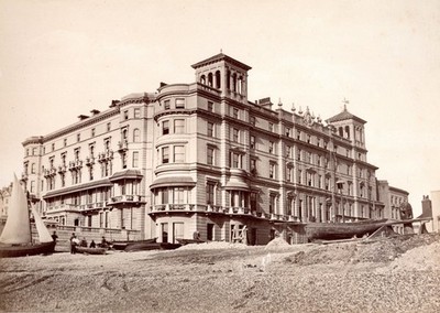 F.S. Mann Hastings Queen s Hotel um 1870 Albumin Fotografie England Victorian