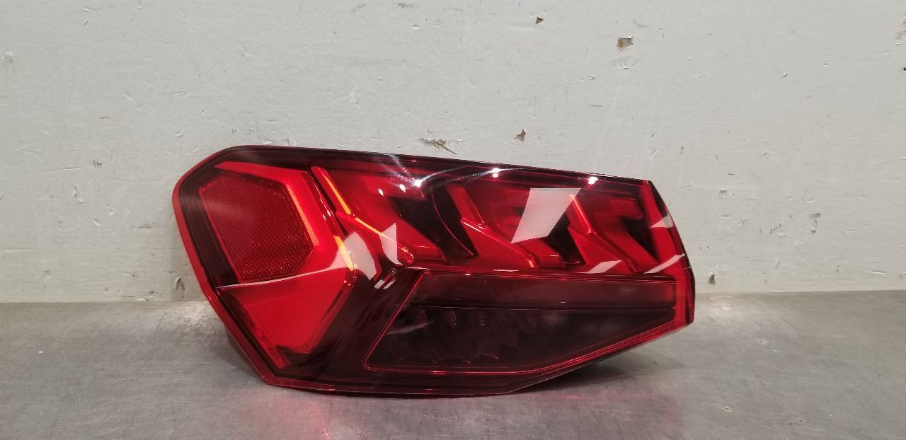 24 AUDI RS 3 QUARTER MOUNTED TAIL LIGHT LAMP LEFT DRIVER 8Y0945207B
