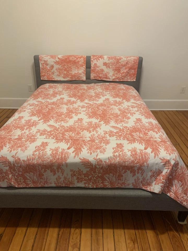 Pottery Barn Matine Toile Bed Set Full/Queen Pink EUC Linen/Cotton blend 3 Piece - Image 3 of 4