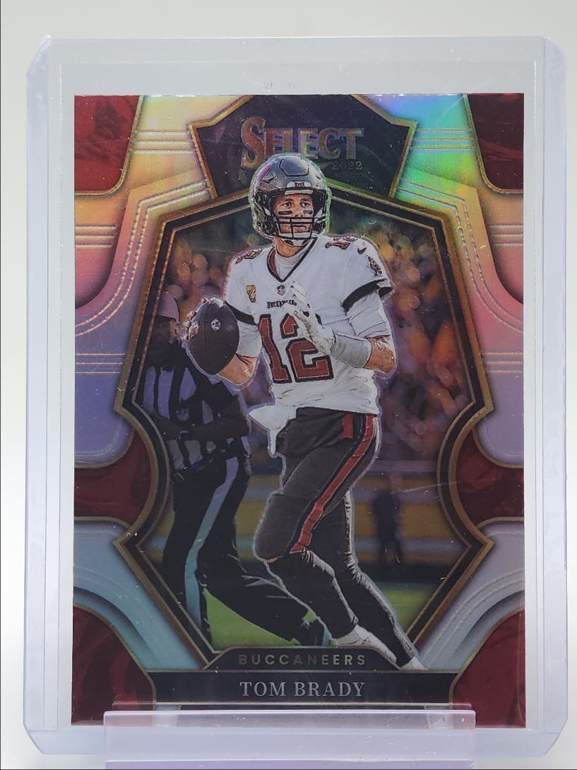 TOM BRADY 2022 SELECT PREMIER LEVEL SILVER PRIZM BUCCANEERS Q5342