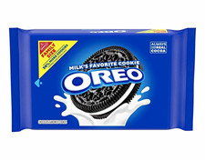 Oreo Chocolate Sandwich Cookies Family Size Packet, Milk Allergen, 140 Cal