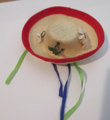 BARBIE...VINTAGE 1959 PICNIC SET #967 ...reproduction???..HAT...EXCELLENT