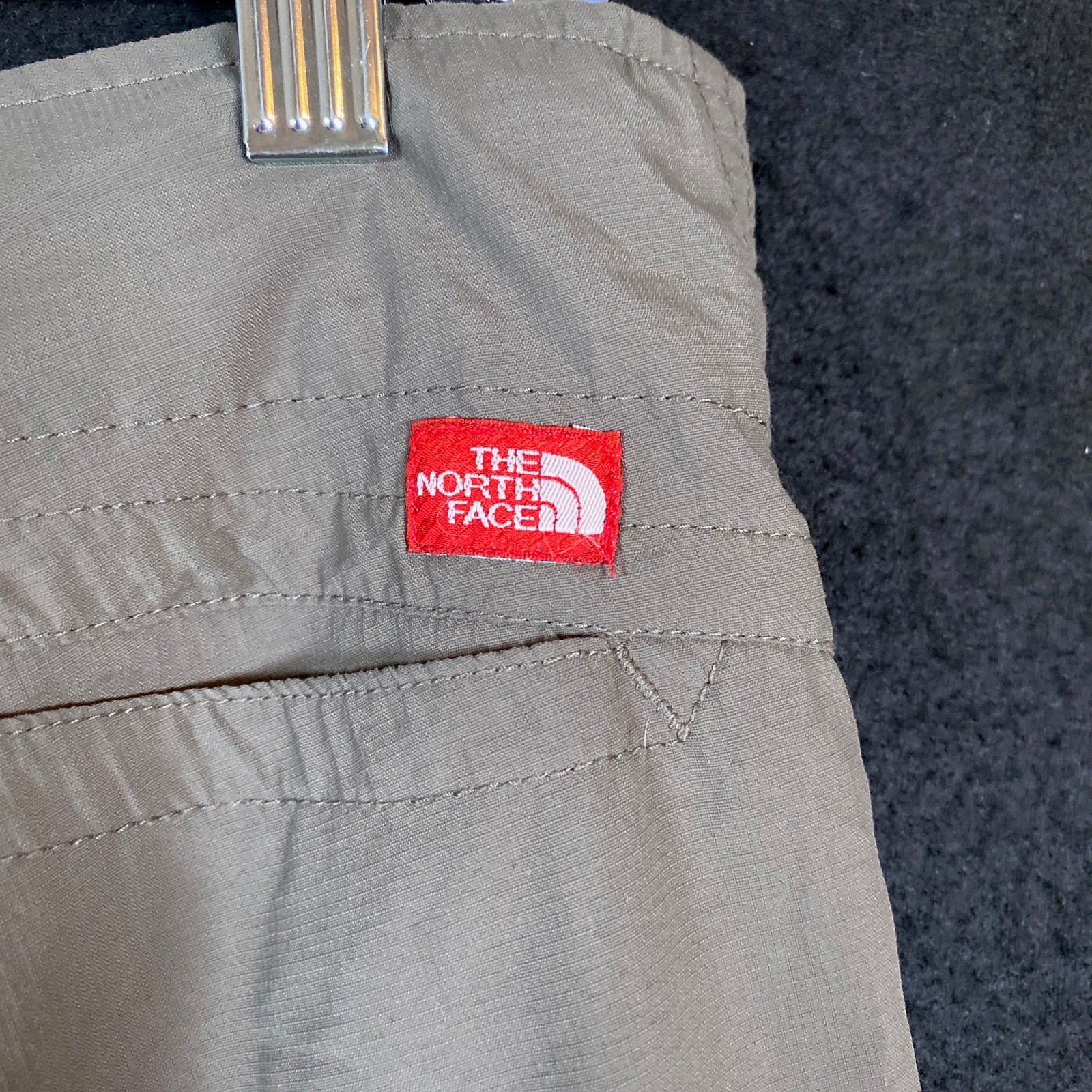 The North Face Womens Pants Gray Green Below the Knee Capri Nylon Stretch 8 thumbnail 14