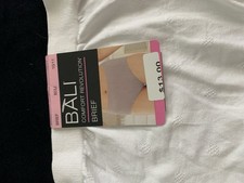 Bali Comfort Revolution Brief 803J White Size 10/11