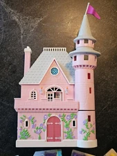 LEWIS GALOOB My Pretty Doll House Castle 1995