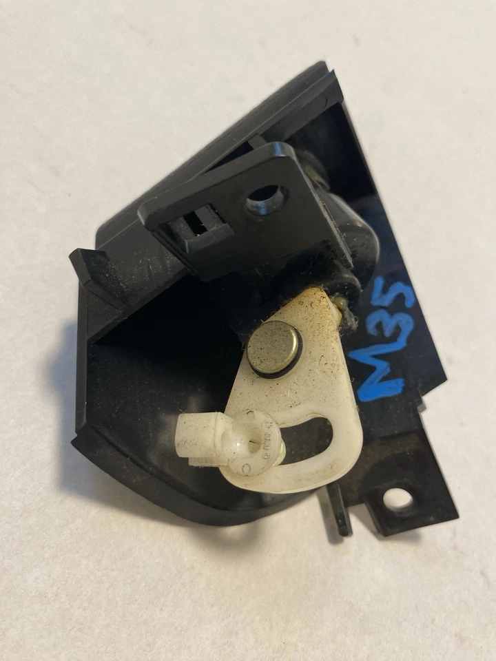 2006-2007 INFINITI M35 M45 GLOVE BOX LOCK PUSH V342 - Image 4 of 4