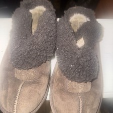 UGG Slipper Größe 8