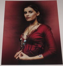 NELLY FURTADO SIGNED 8X10 PHOTO AUTHENTIC AUTOGRAPH POP SINGER LIKE A BIRD COA B