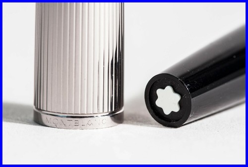 Montblanc 75 Years Anniversary Fountain Pen IN Black Steel & Gold 1988,Very Rare - 第 6/6 張圖片