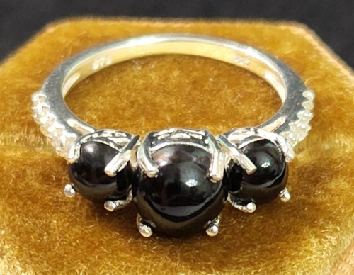 Black Onyx 3 Stone With 10 White Topaz Accent Stones 925 Silver Womens Ring 7 - Picture 4 of 6