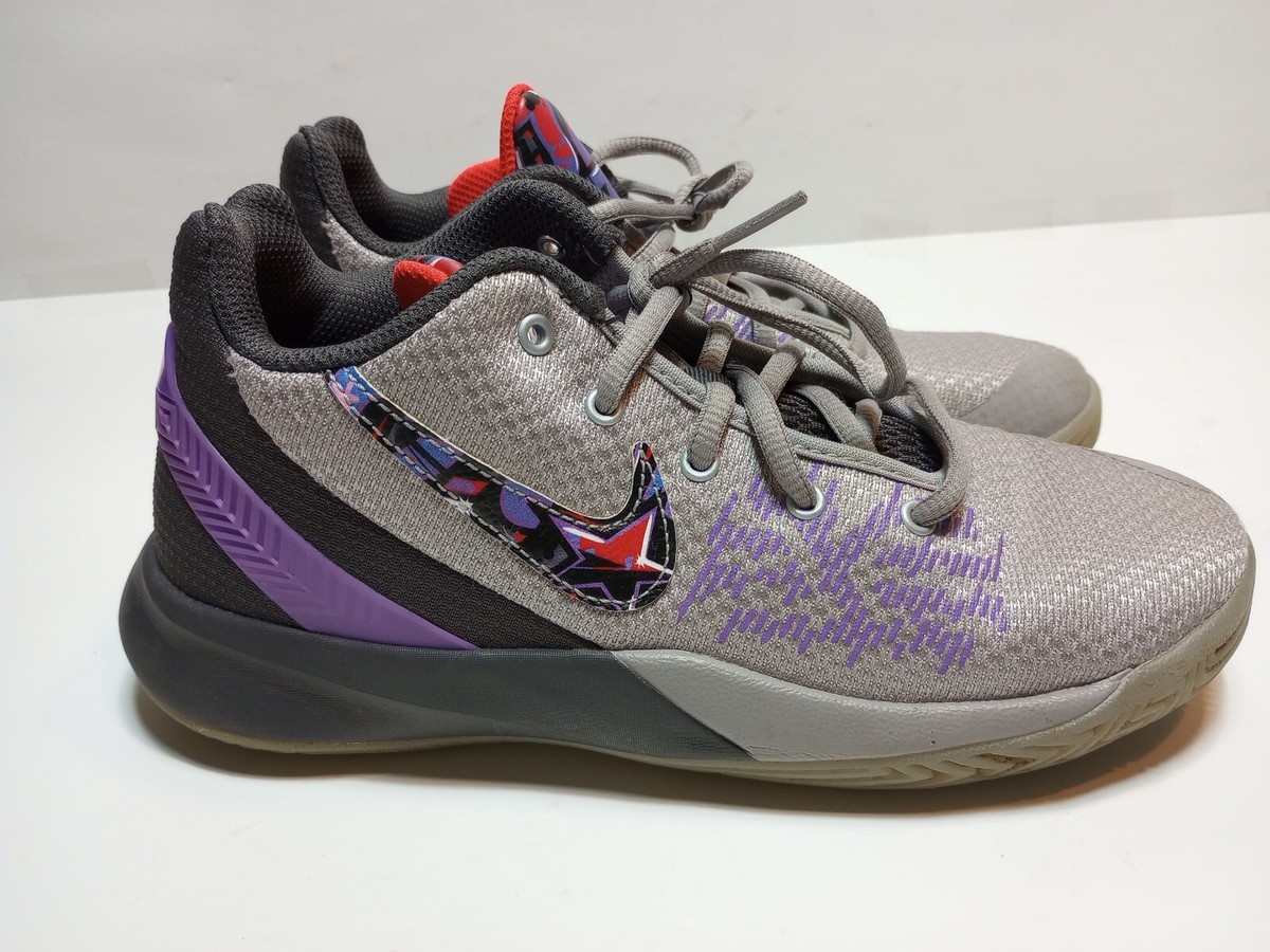 Nike Boys Kyrie Flytrap II Gray Grade School Athletic Basketball Shoes Size  5Y