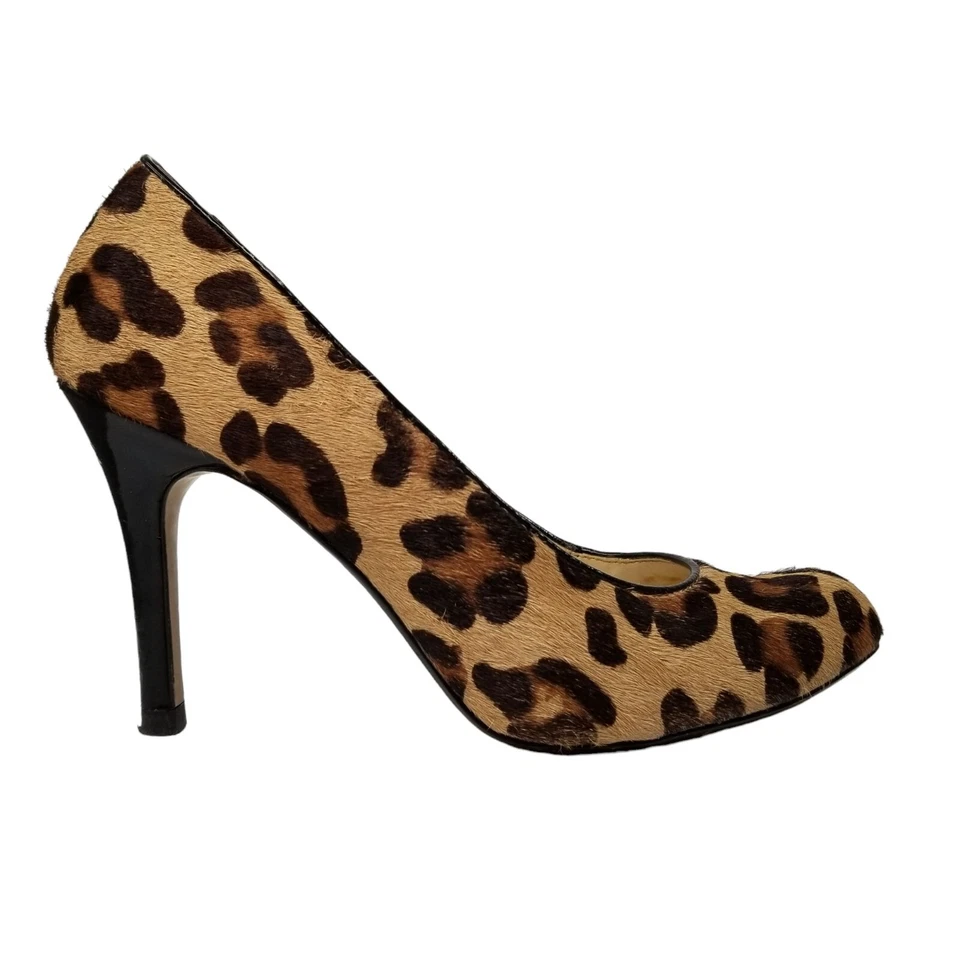 Zapatos de salón Max Studio de pelo de becerro de leopardo para mujer de cuero de 3,5" de tacón alto talla 6 Foto 4 de 4